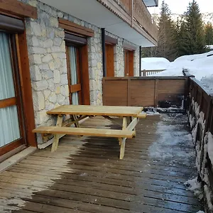 Appartement Un Hiver à - In Out, Courchevel